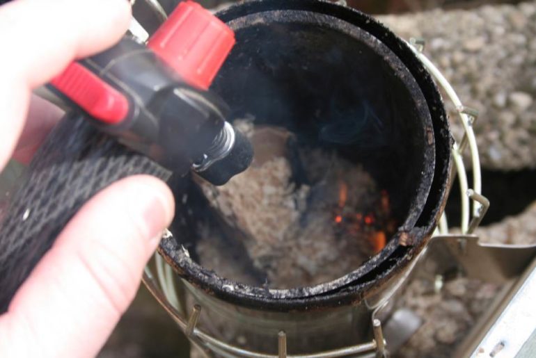 Smoker anzuenden nachheizen