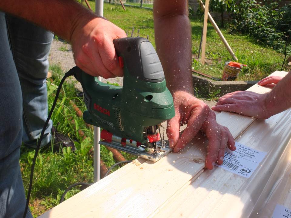 Gartenlaube Innenverkleidung Paneele zusaegen