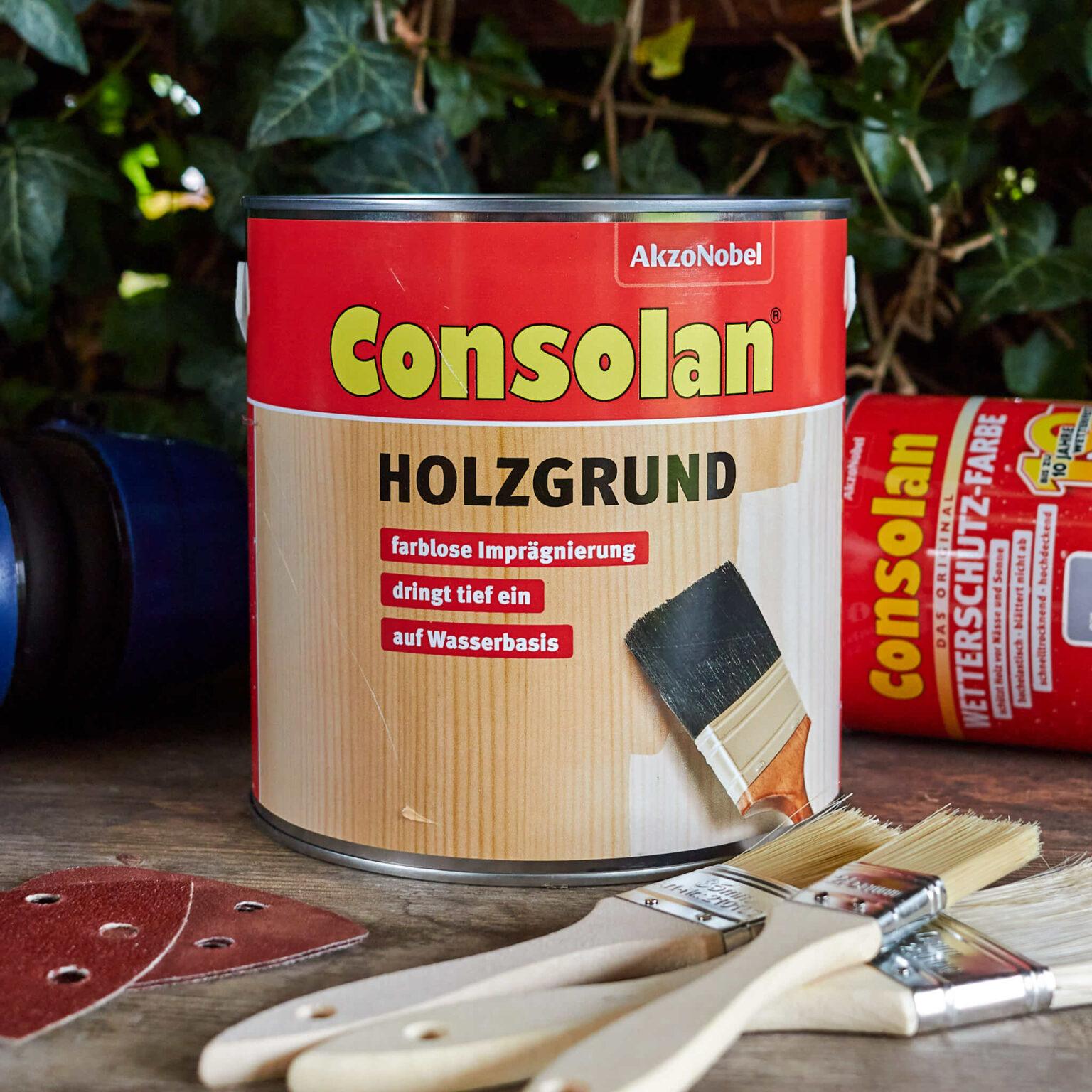 GartenhausVeranda dunkles Holz hell streichen